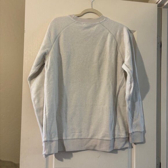 NWT Chicka-d Women's University of Iowa Standard Home Base Crew, White, Large - Picture 4 of 5